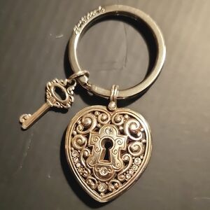 NWOT Brighton Heart And Key Keychain